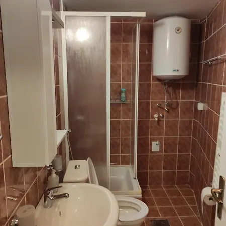 Avis Apartment Nis Exterior photo